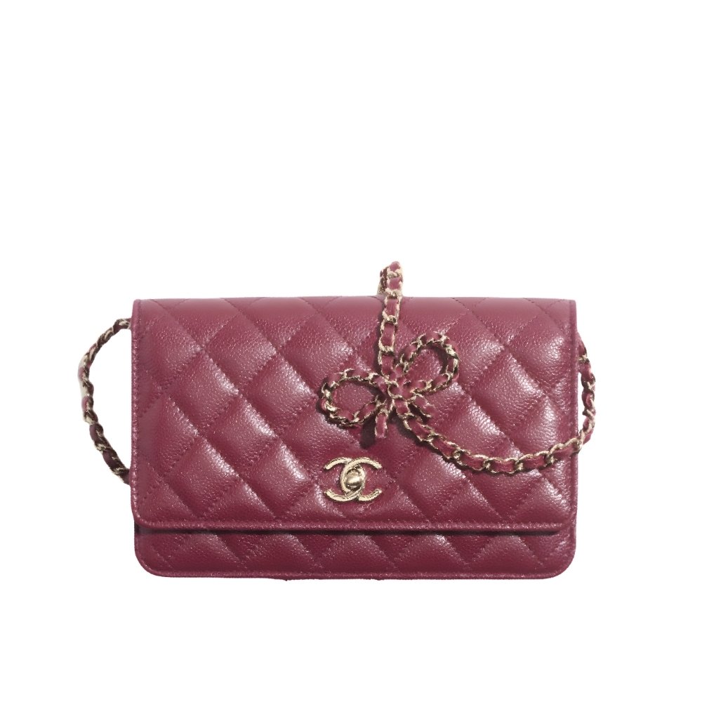 Ch**el Wallet On Chain Gold Tone Metal Burgundy 19Cm AP3304 B10706 NN276