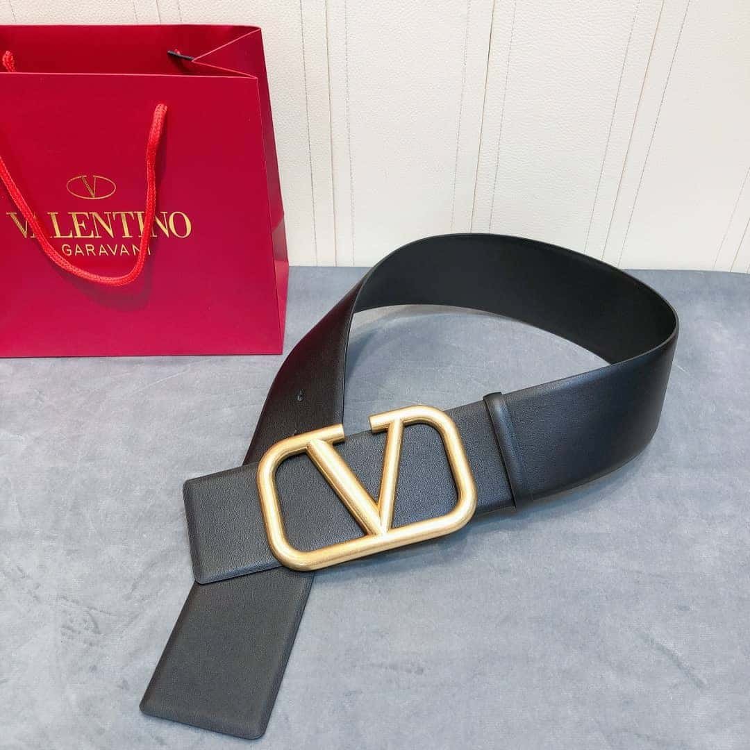 Va1e*ntin0 Garavani V Logo Belt In Black Leather 70Mm
