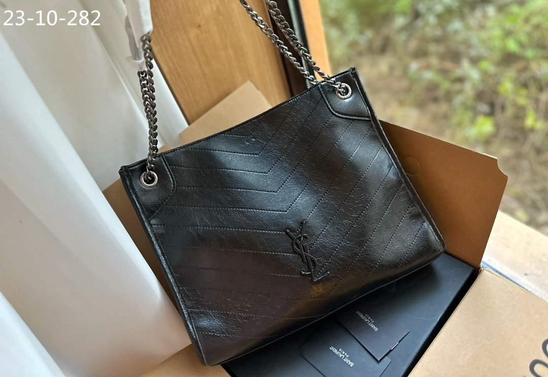 Sa1nt Lau*nt Medium Niki Shopping Bag Black 33Cm