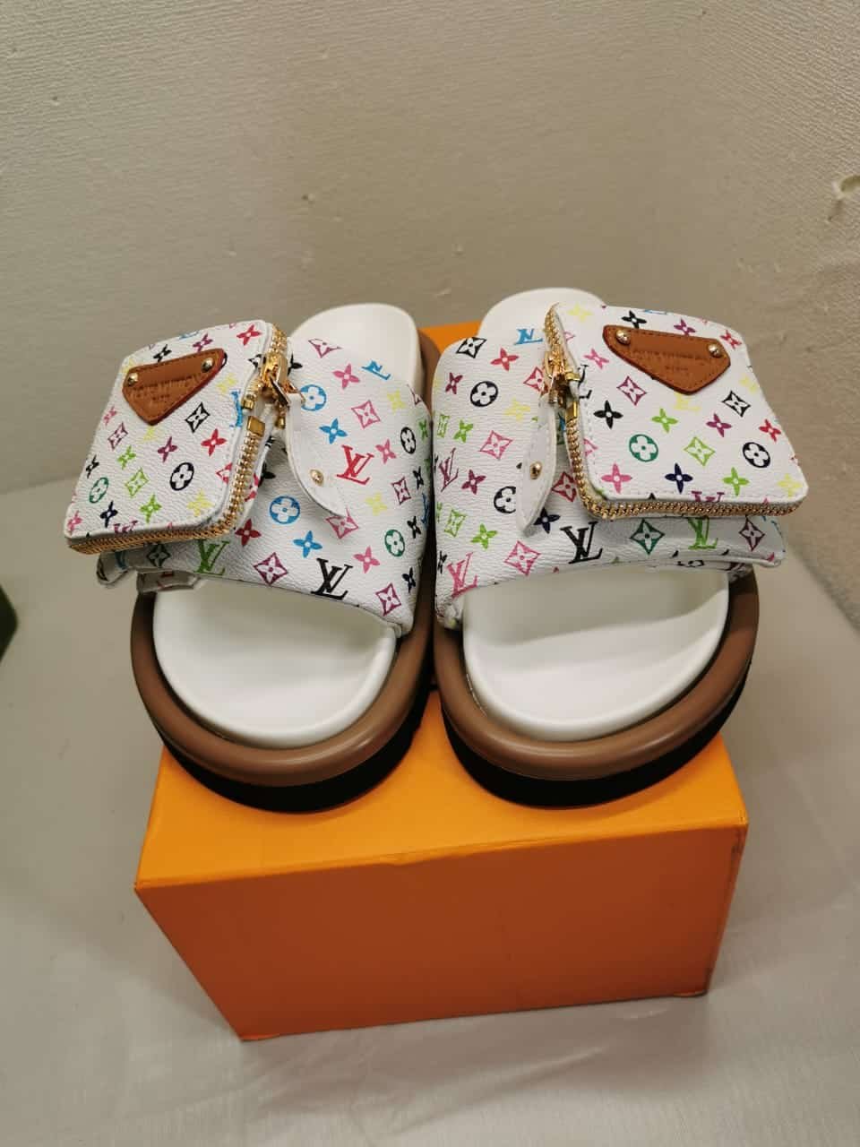L0vis Vvtt0n X Takashi Murakami Pool Pillow Flat Comfort Mule Blanc 1Agvqw
