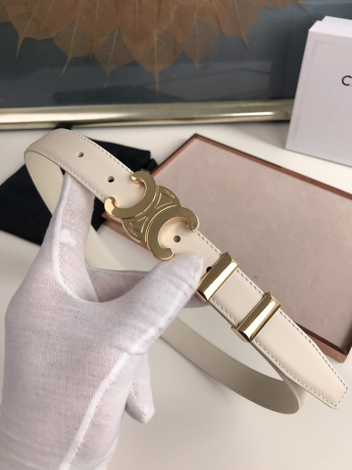 Ce1i*e Small Triomphe White Belt In Natutal Calfskin Gold Metal