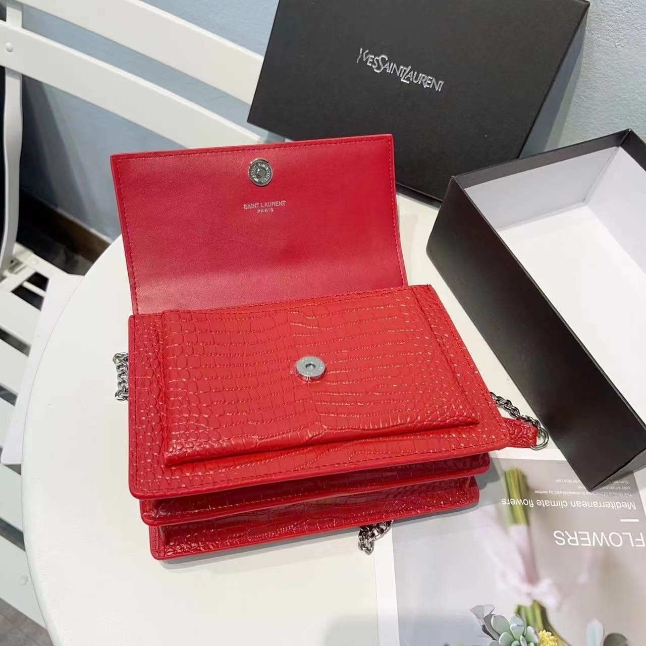 Sa1nt Lau*nt Sunset Embossed Leather Bag Red