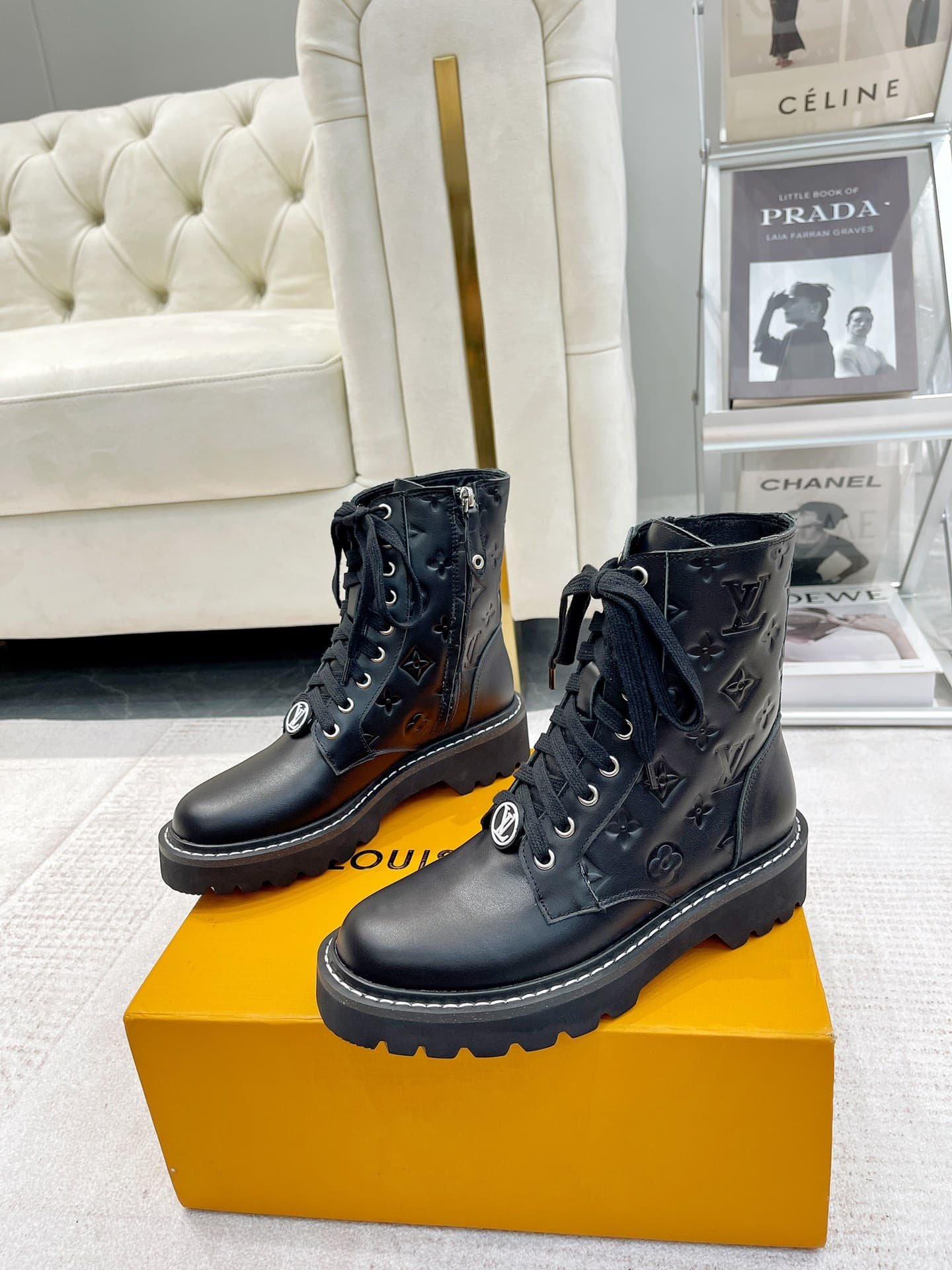 L0vis Vvtt0n Territory Flat Ranger Black 1Abuvn